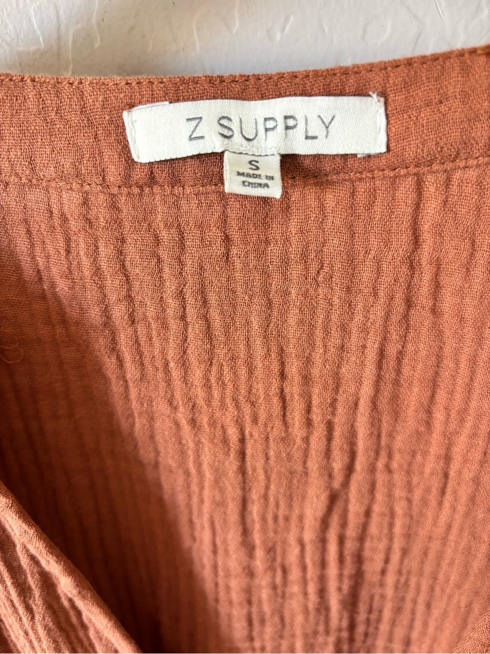 NWOT REVOLVE Z Supply Zephyr Gauze Romper in Brown, Size S - Picture 3 of 6